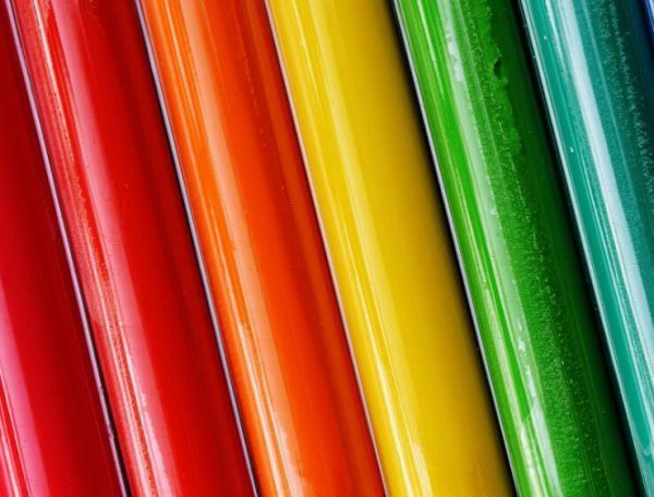 Perbedaan antara bahan PVC dan PE, serta penggunaan masing-masing bahan